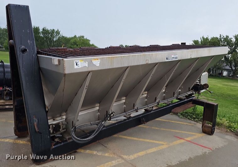 image for item DO2883 2013 International Work Star 7600  hook lift truck