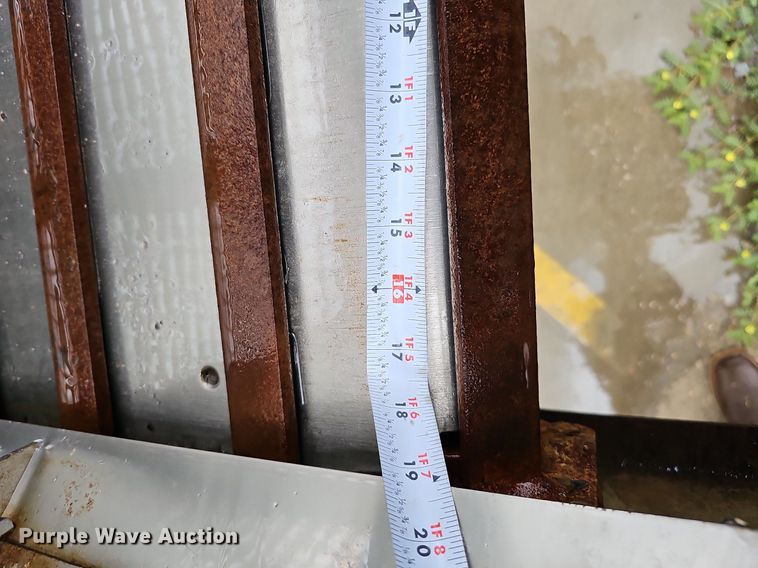 image for item DO2883 2013 International Work Star 7600  hook lift truck