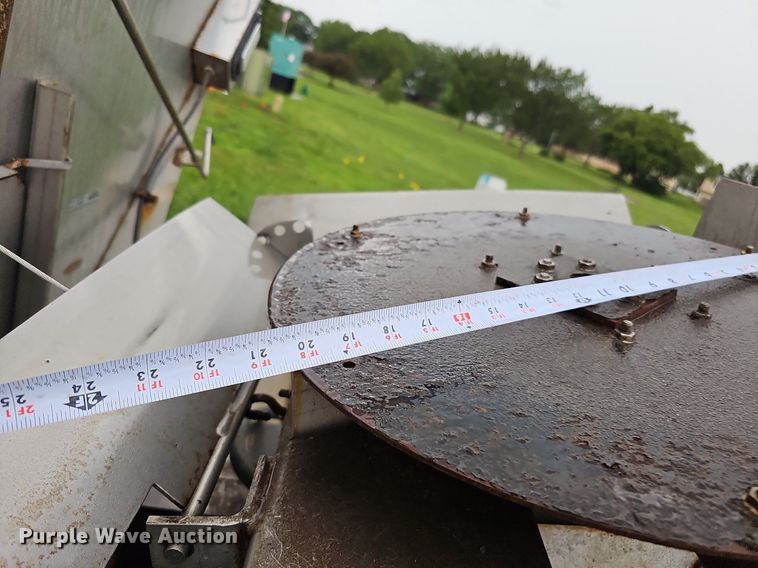 image for item DO2883 2013 International Work Star 7600  hook lift truck