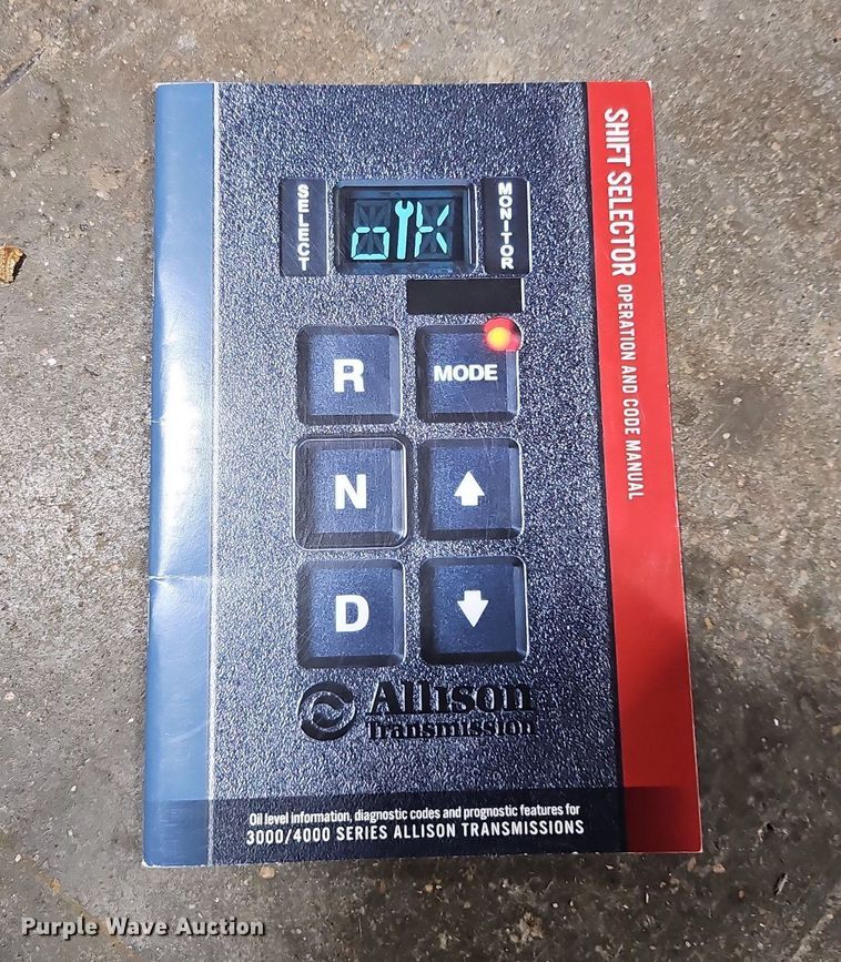 image for item DO2883 2013 International Work Star 7600  hook lift truck