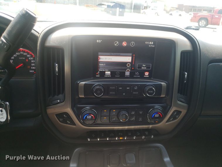 image for item DO2923 2015 GMC Sierra 2500HD Denali  Crew Cab pickup truck