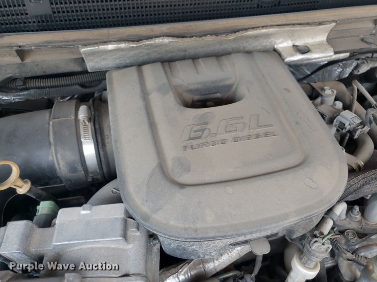 image for item DO2923 2015 GMC Sierra 2500HD Denali  Crew Cab pickup truck