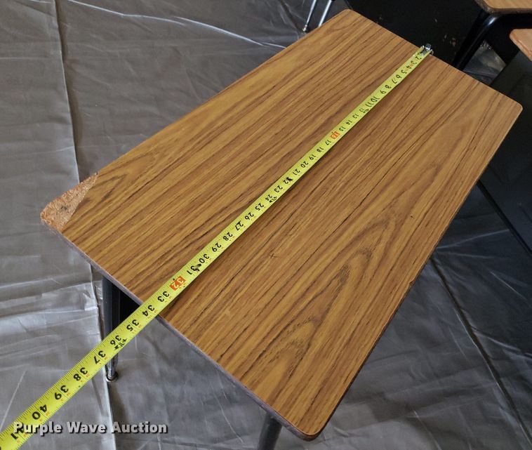 image for item DO2925 (22) desks