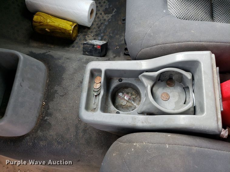 image for item DO2934 2003 Ford Explorer Sport Trac  Crew Cab pickup truck