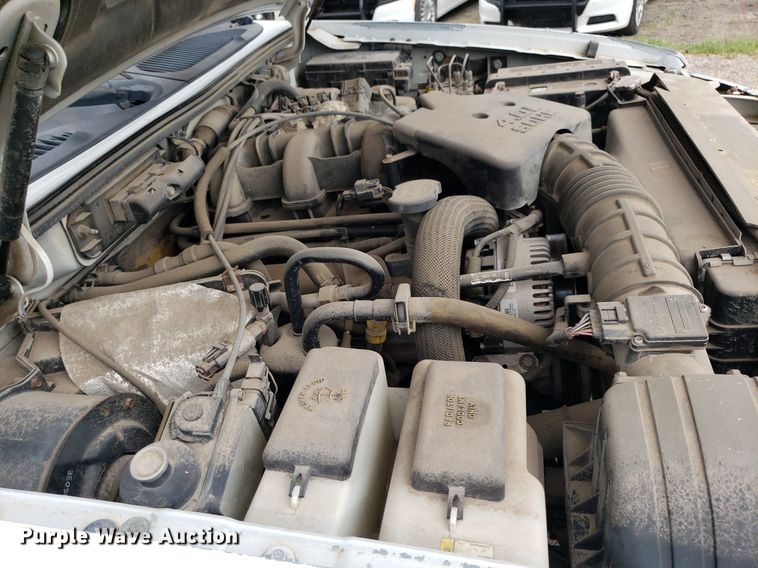 image for item DO2934 2003 Ford Explorer Sport Trac  Crew Cab pickup truck