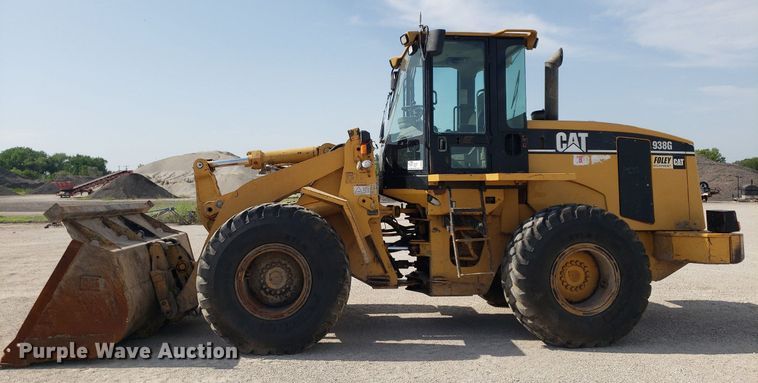 image for item DO2939 2003 Caterpillar 938G  wheel loader