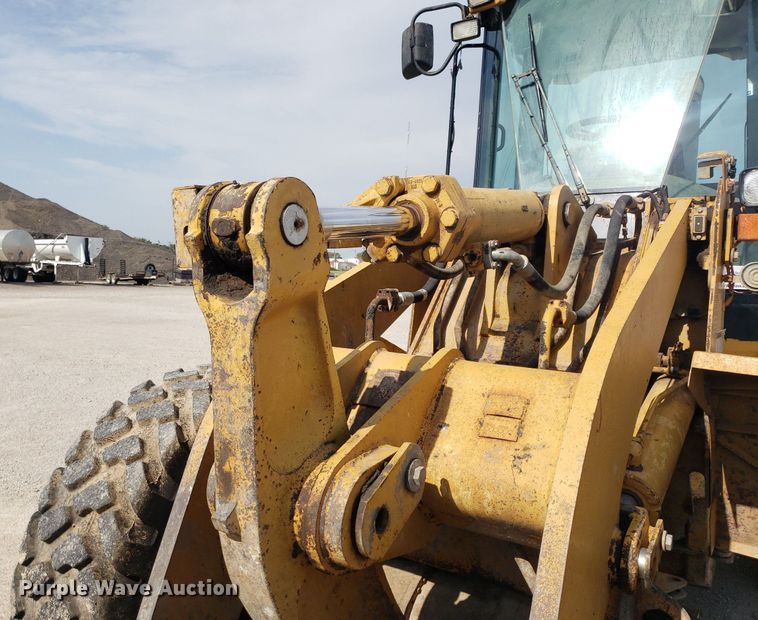 image for item DO2939 2003 Caterpillar 938G  wheel loader