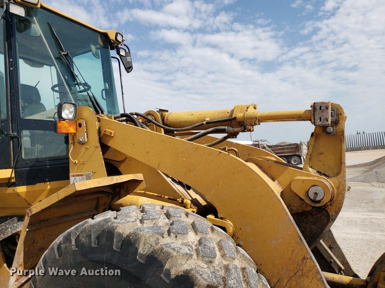 image for item DO2939 2003 Caterpillar 938G  wheel loader