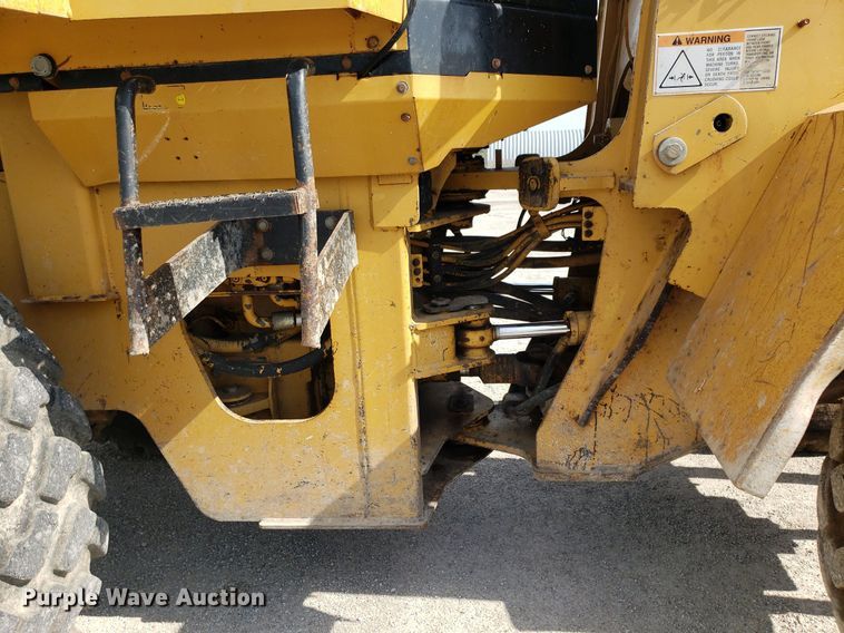 image for item DO2939 2003 Caterpillar 938G  wheel loader