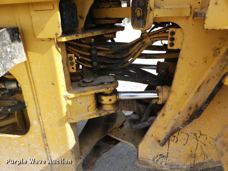 image for item DO2939 2003 Caterpillar 938G  wheel loader