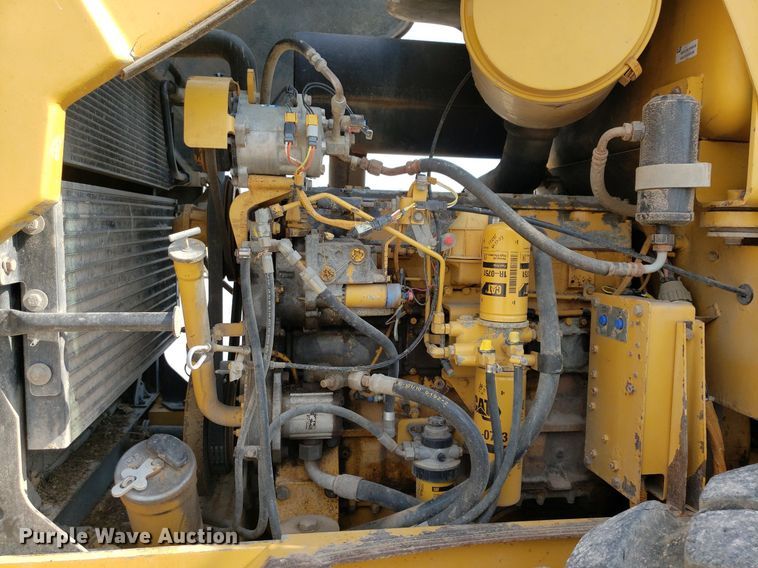 image for item DO2939 2003 Caterpillar 938G  wheel loader