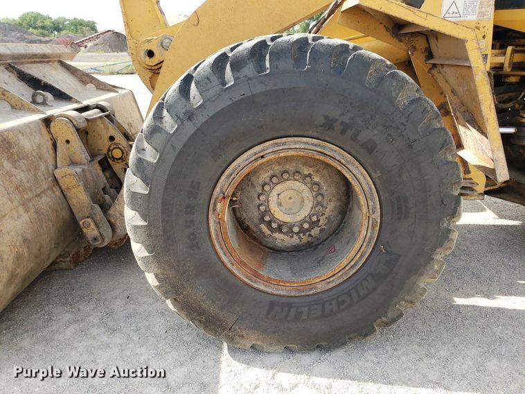 image for item DO2939 2003 Caterpillar 938G  wheel loader