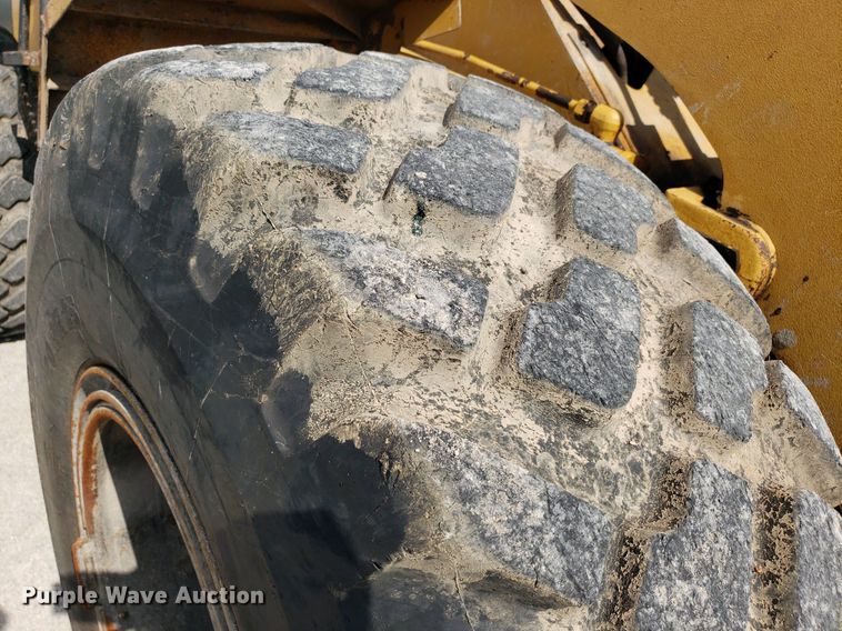 image for item DO2939 2003 Caterpillar 938G  wheel loader