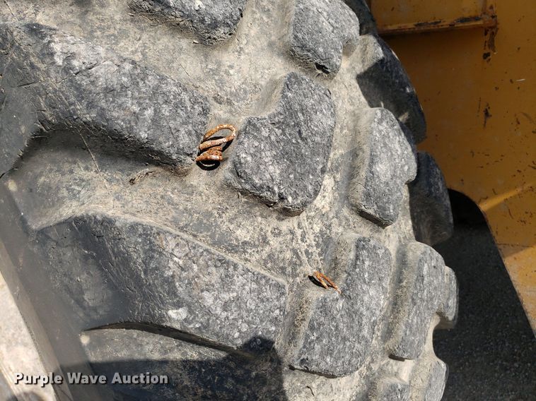 image for item DO2939 2003 Caterpillar 938G  wheel loader