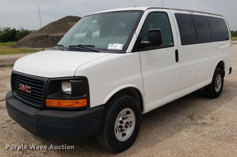image for item DO2942 2012 GMC Savana G2500  van