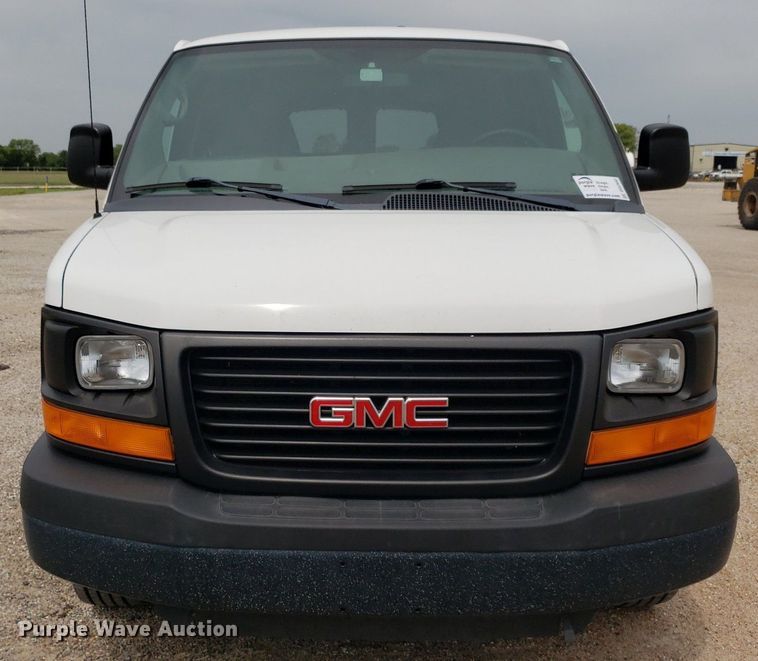 image for item DO2942 2012 GMC Savana G2500  van