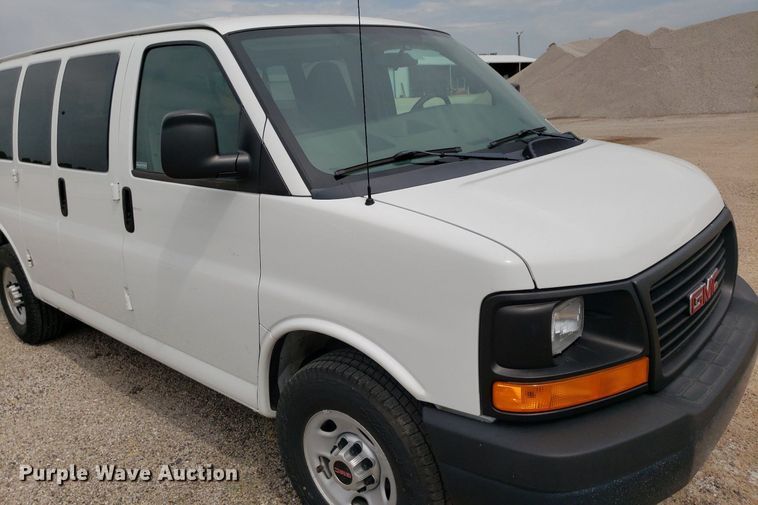 image for item DO2942 2012 GMC Savana G2500  van