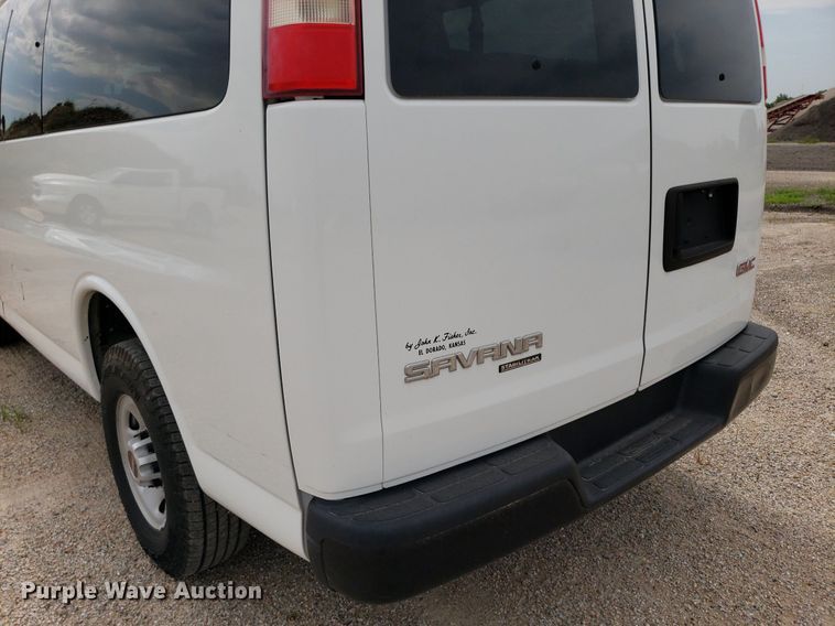 image for item DO2942 2012 GMC Savana G2500  van