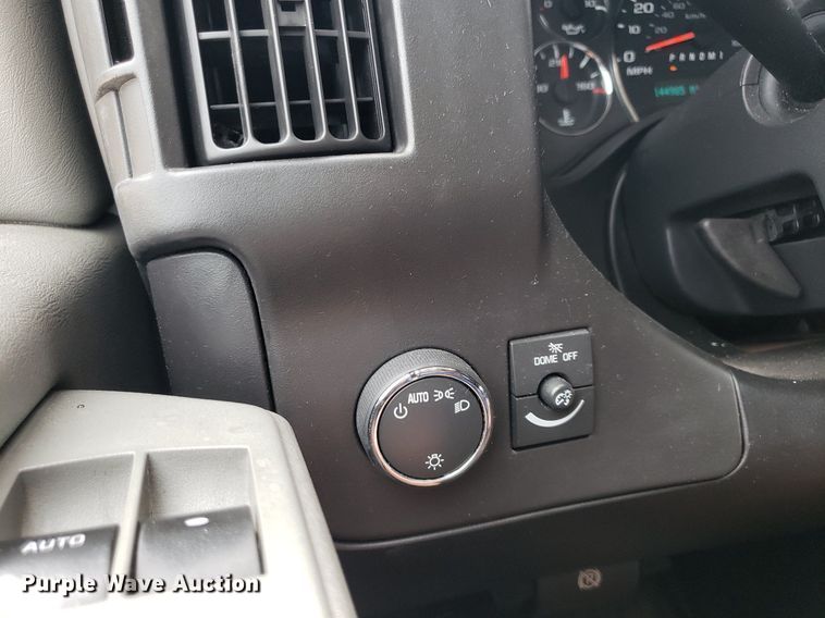 image for item DO2942 2012 GMC Savana G2500  van