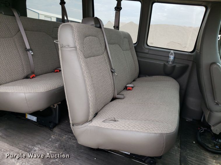 image for item DO2942 2012 GMC Savana G2500  van