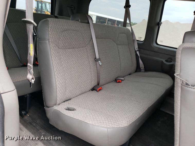 image for item DO2942 2012 GMC Savana G2500  van