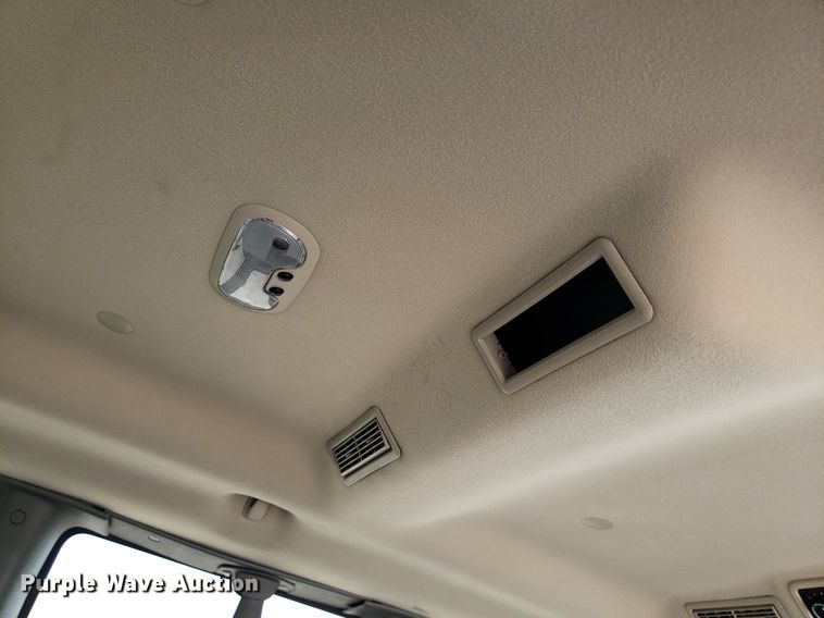 image for item DO2942 2012 GMC Savana G2500  van