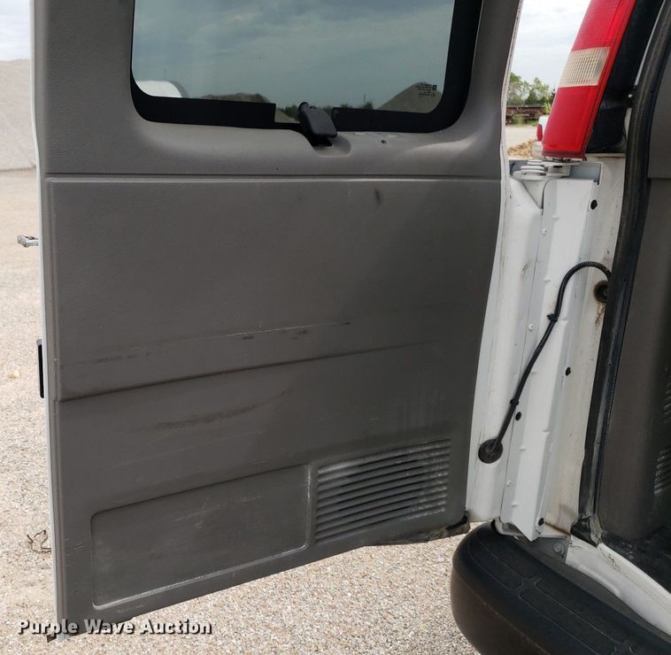 image for item DO2942 2012 GMC Savana G2500  van