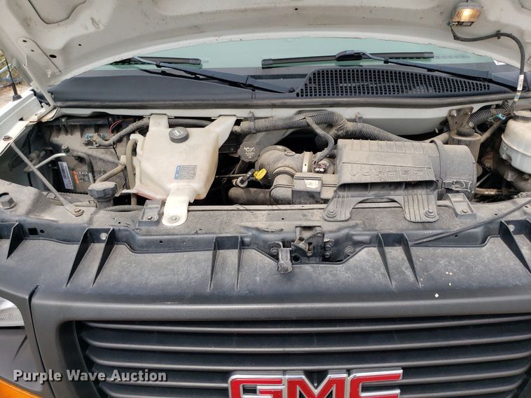 image for item DO2942 2012 GMC Savana G2500  van