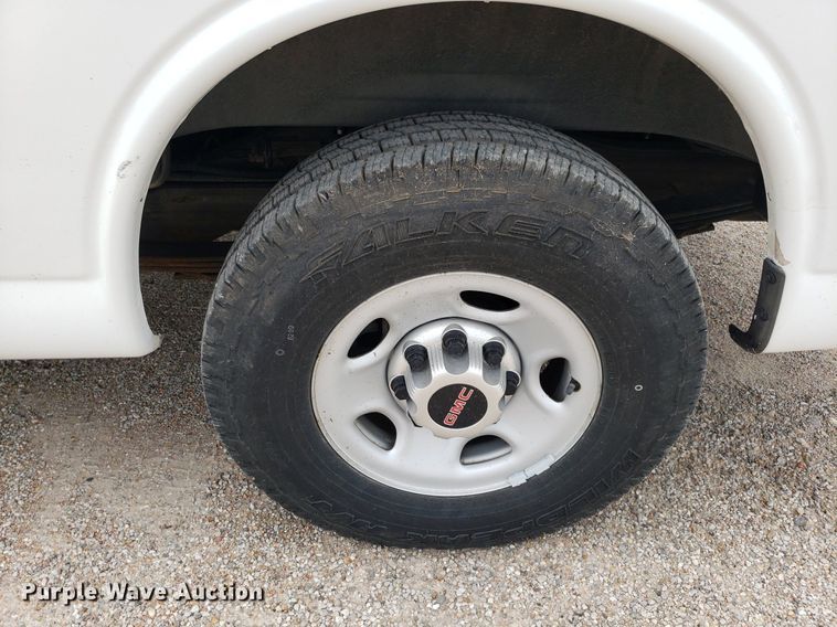 image for item DO2942 2012 GMC Savana G2500  van