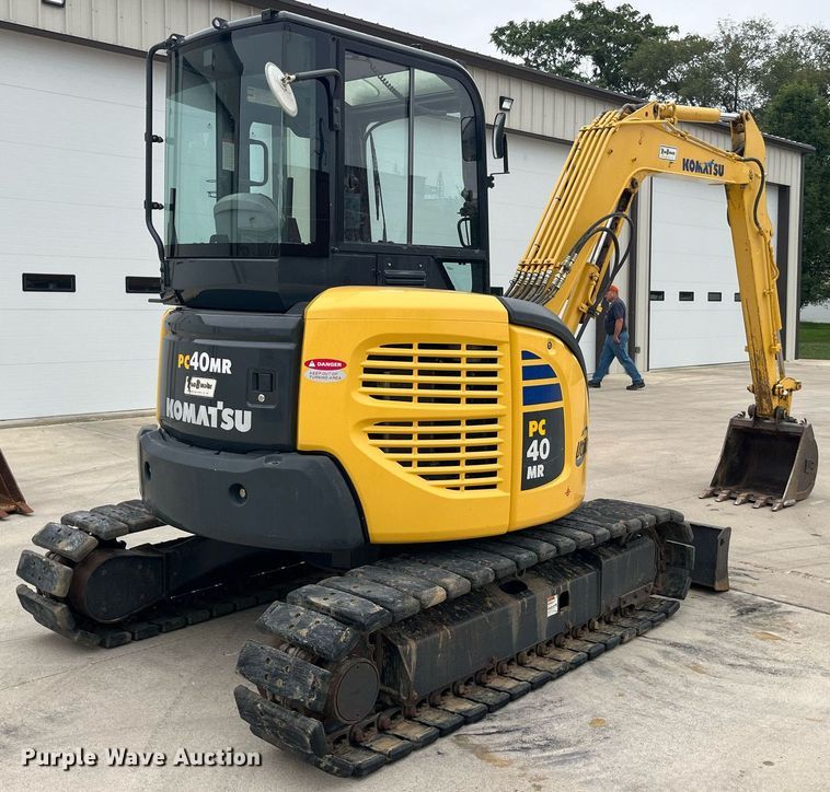 image for item DP0536 2004 Komatsu PC40MR-2  mini excavator