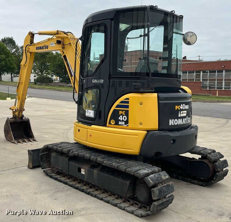 image for item DP0536 2004 Komatsu PC40MR-2  mini excavator