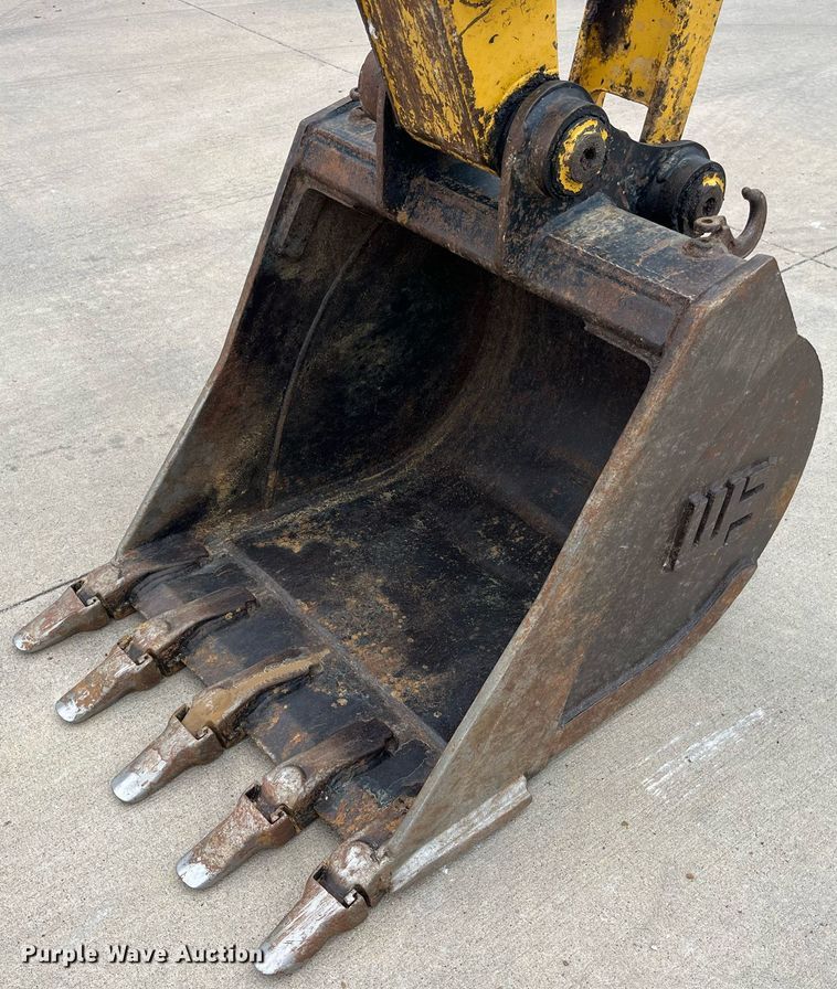 image for item DP0536 2004 Komatsu PC40MR-2  mini excavator