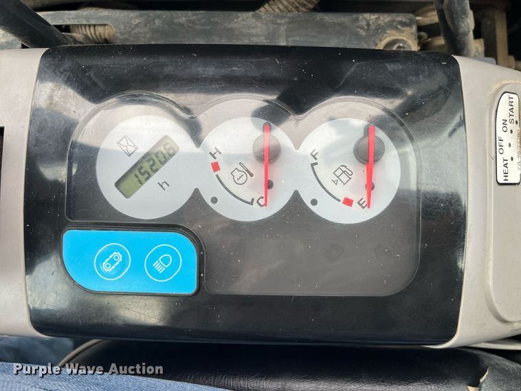 image for item DP0536 2004 Komatsu PC40MR-2  mini excavator