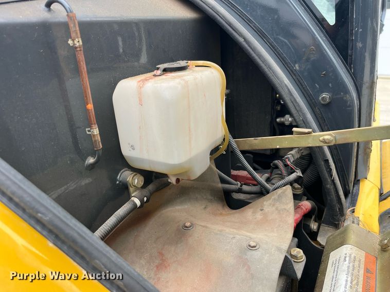 image for item DP0536 2004 Komatsu PC40MR-2  mini excavator