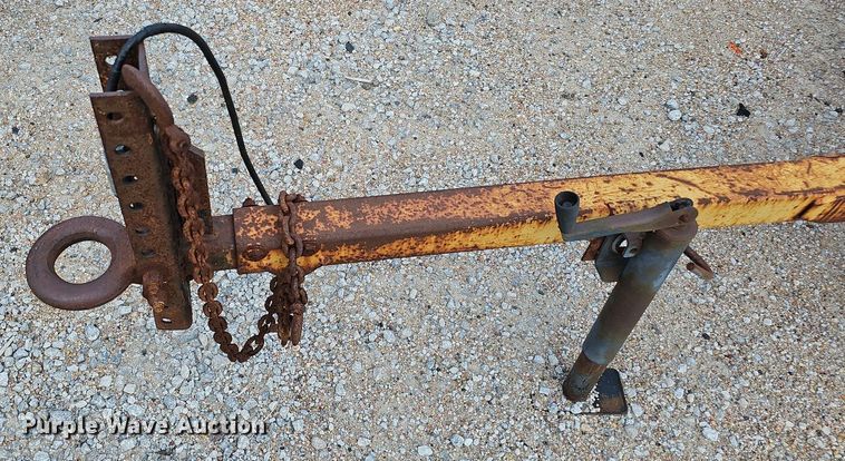 image for item DQ0098 2004 Ver-Mac ST-4825  arrow board trailer