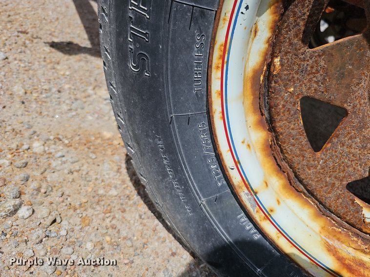 image for item DQ0098 2004 Ver-Mac ST-4825  arrow board trailer