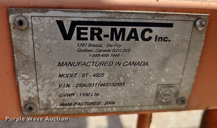 image for item DQ0098 2004 Ver-Mac ST-4825  arrow board trailer