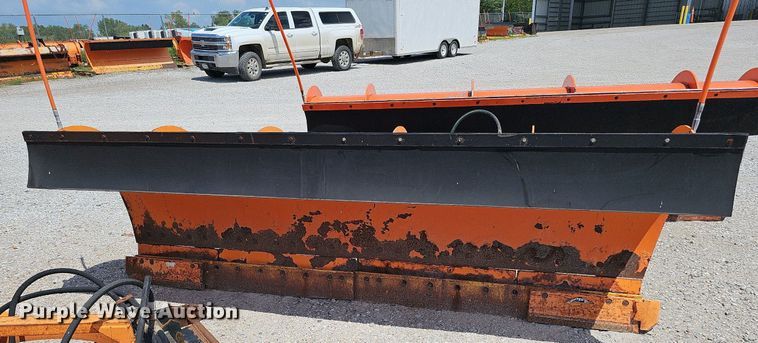 image for item DQ0099 Monroe MP38R10-ISTE-FL  120" W snow plow