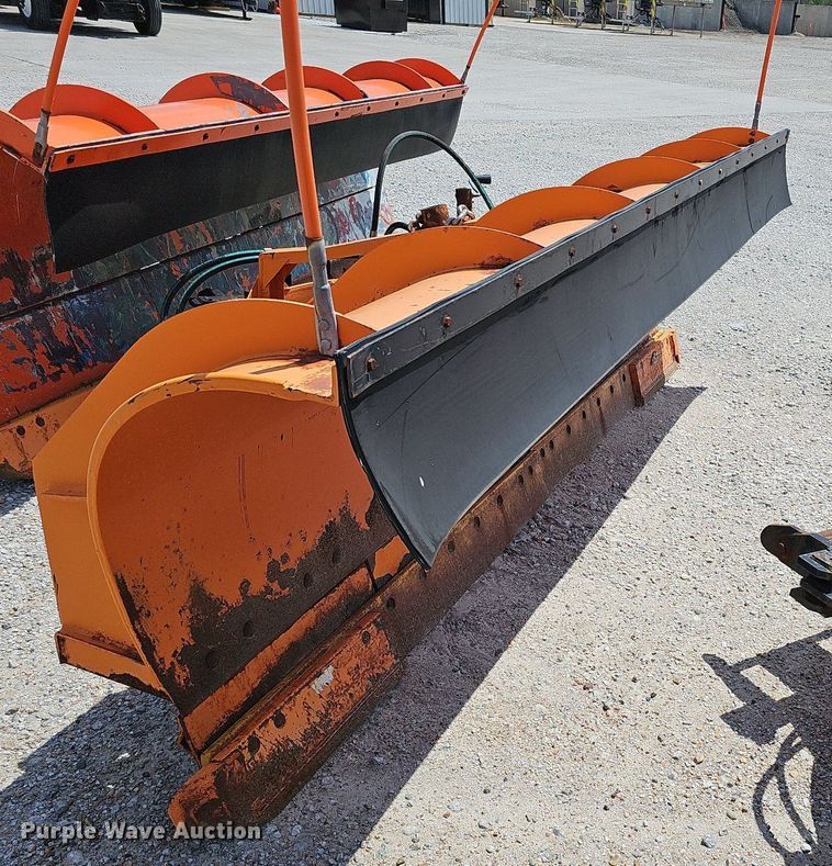 image for item DQ0099 Monroe MP38R10-ISTE-FL  120" W snow plow