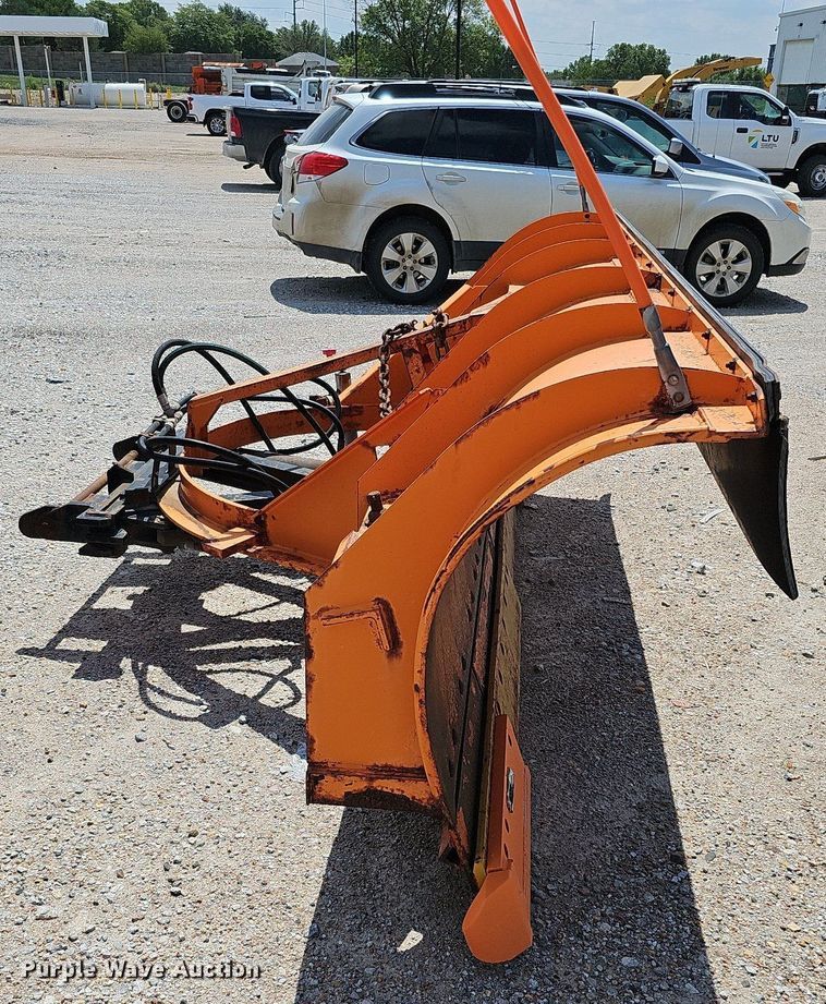 image for item DQ0100 Monroe MP38R10-ISTE-FL  120" W snow plow