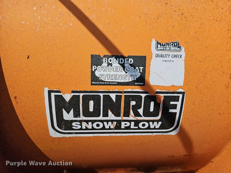 image for item DQ0100 Monroe MP38R10-ISTE-FL  120" W snow plow