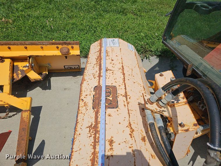 image for item DQ0101 Jacobsen Turfcat T628D  lawn mower