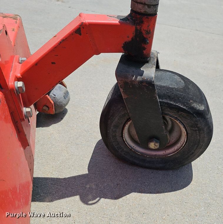 image for item DQ0101 Jacobsen Turfcat T628D  lawn mower