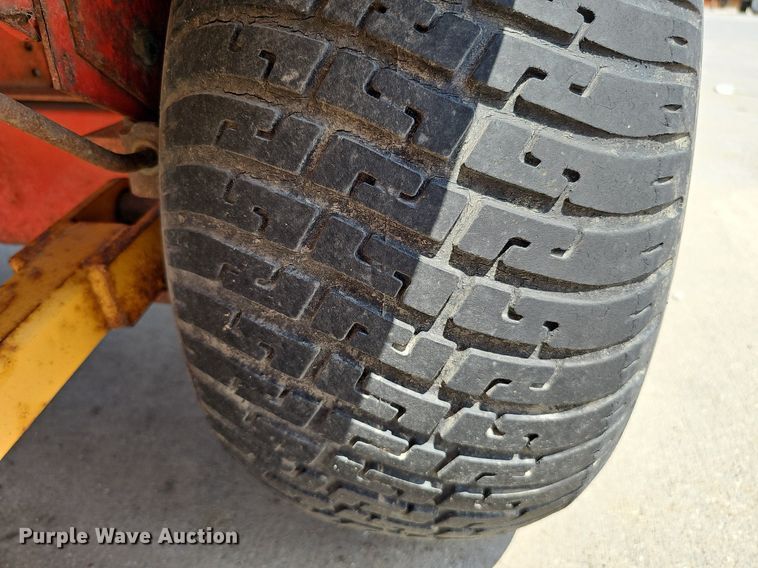 image for item DQ0101 Jacobsen Turfcat T628D  lawn mower