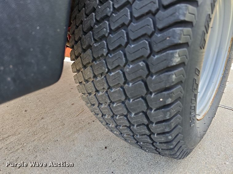 image for item DQ0101 Jacobsen Turfcat T628D  lawn mower