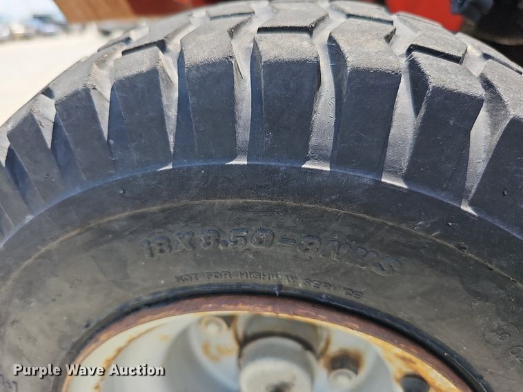 image for item DQ0101 Jacobsen Turfcat T628D  lawn mower