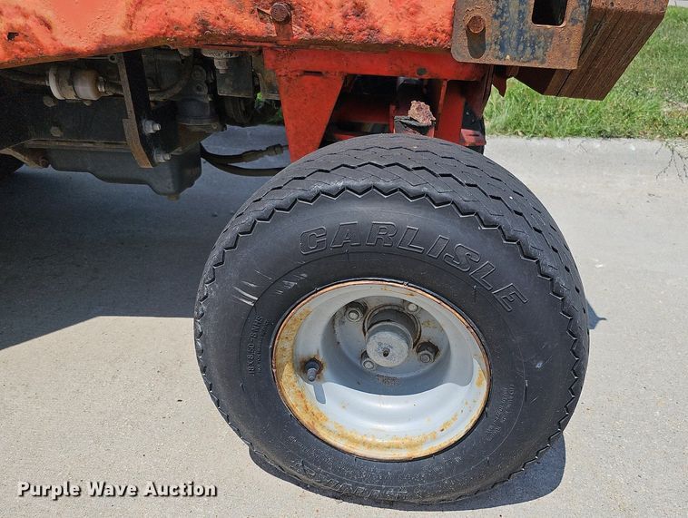 image for item DQ0101 Jacobsen Turfcat T628D  lawn mower