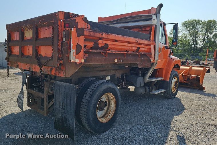 image for item DQ0103 2005 Freightliner Business Class M2 106  dump truck