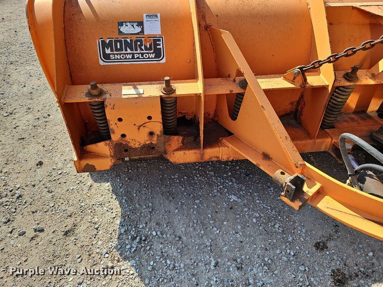 image for item DQ0103 2005 Freightliner Business Class M2 106  dump truck