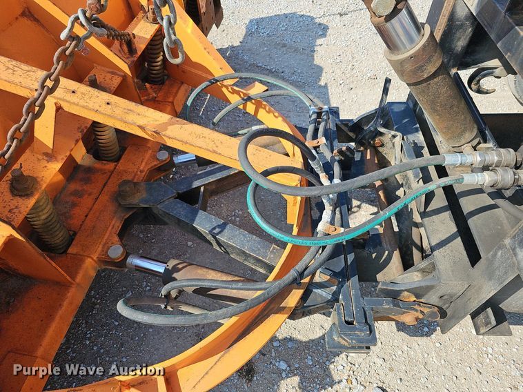 image for item DQ0103 2005 Freightliner Business Class M2 106  dump truck